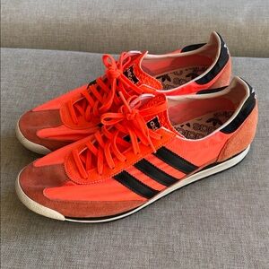 Adidas Men's Vibrant Red and Black Sneakers